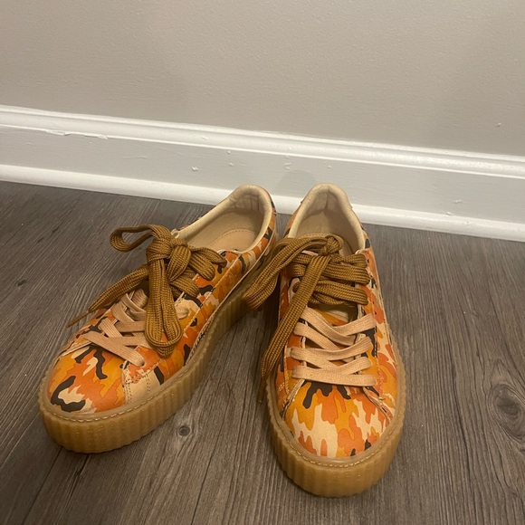 Puma x FENTY Orange Camo Creepers - Picture 5 of 6